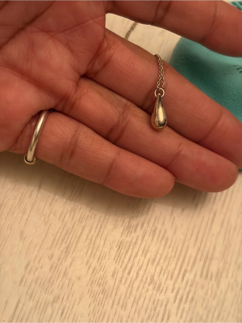 Tiffany & Co Elsa Peretti Sterling Silver Teardrop Pendant Necklace - Picture 7 of 9